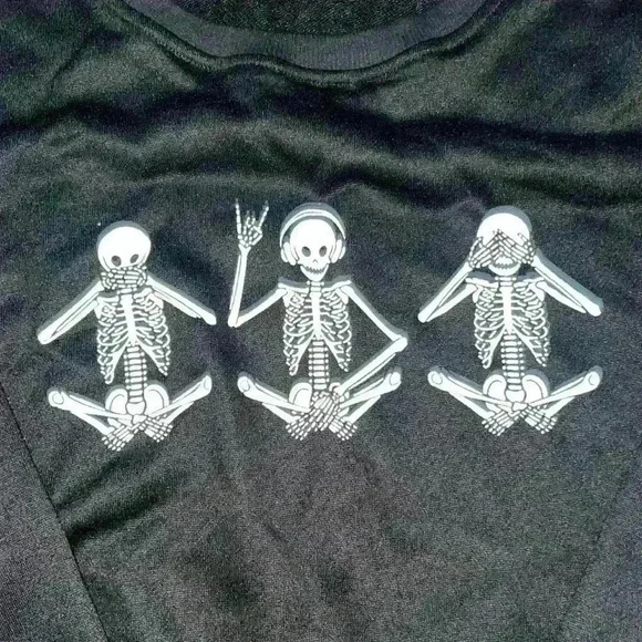 SHEIN crewneck sweater - Picture 2 of 3